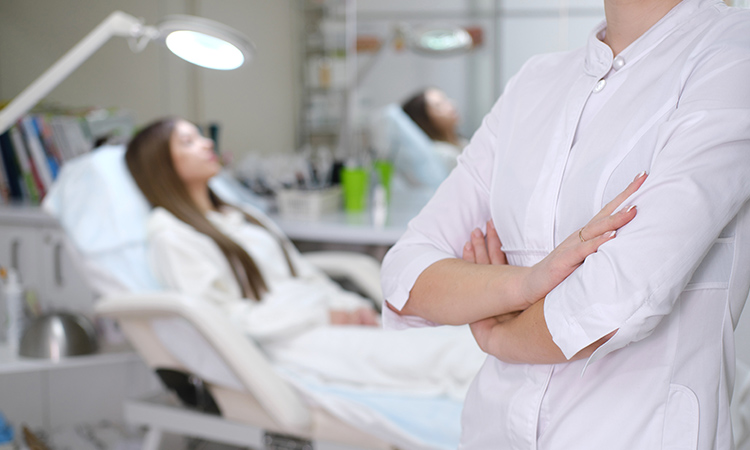 Booking marketplaces and what it really costs an aesthetic clinic